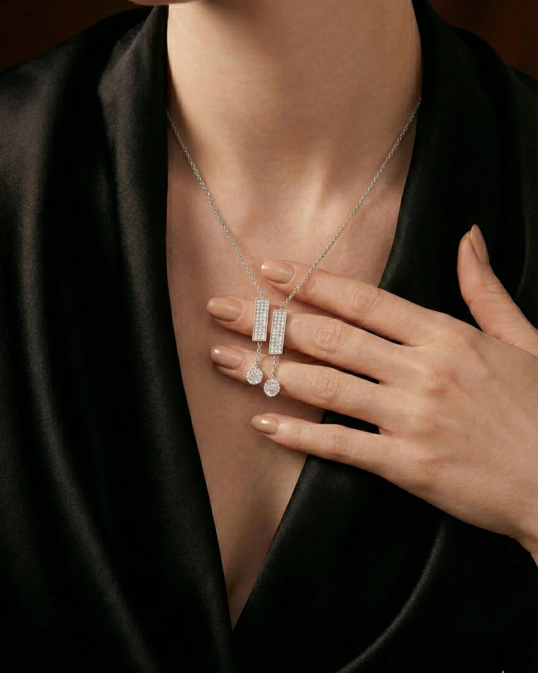 Art Deco Dual-Bar Lariat Necklace – 925 Sterling Silver — model