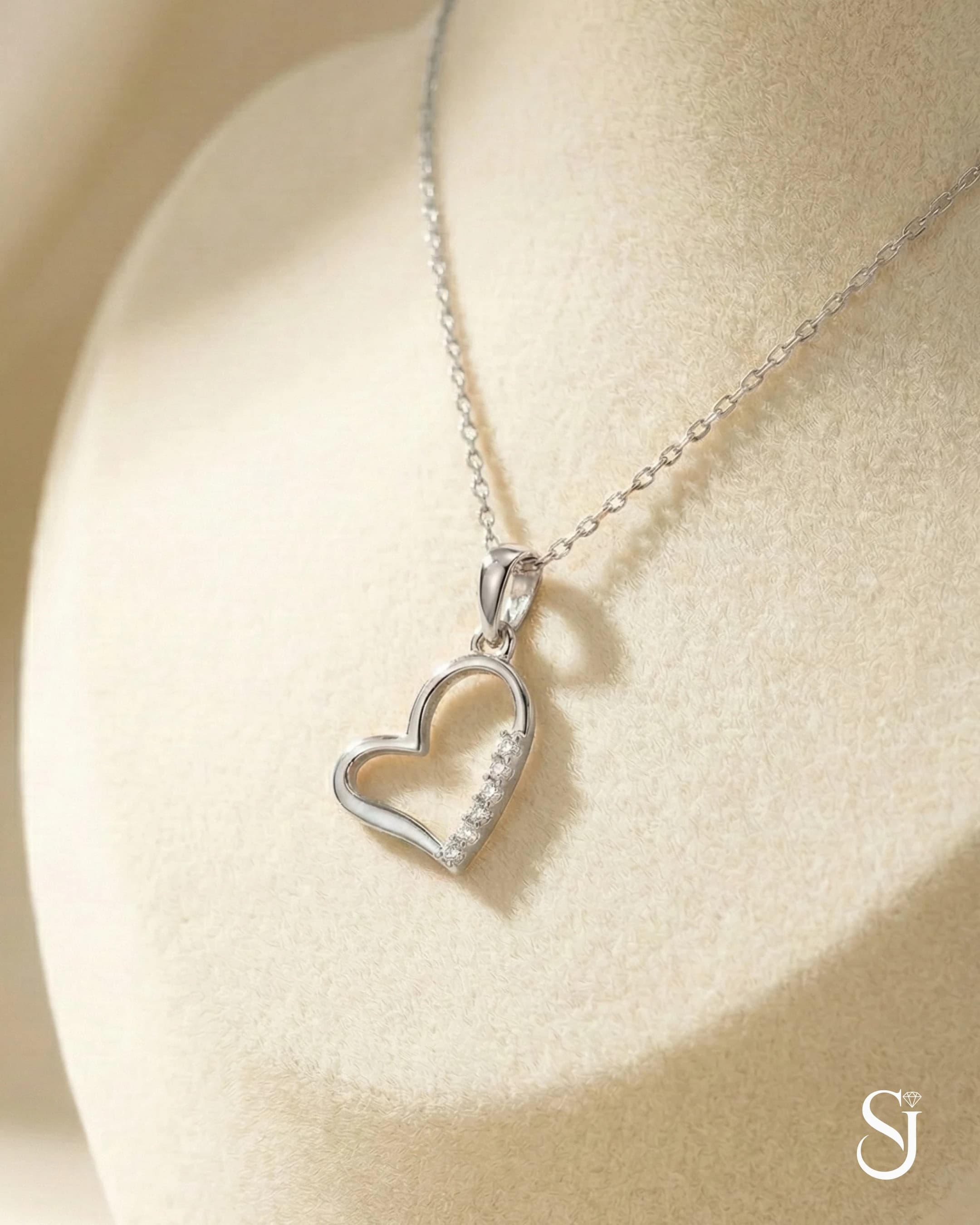 Graceful Open Heart Solitaire Necklace – 925 Sterling Silver view 3