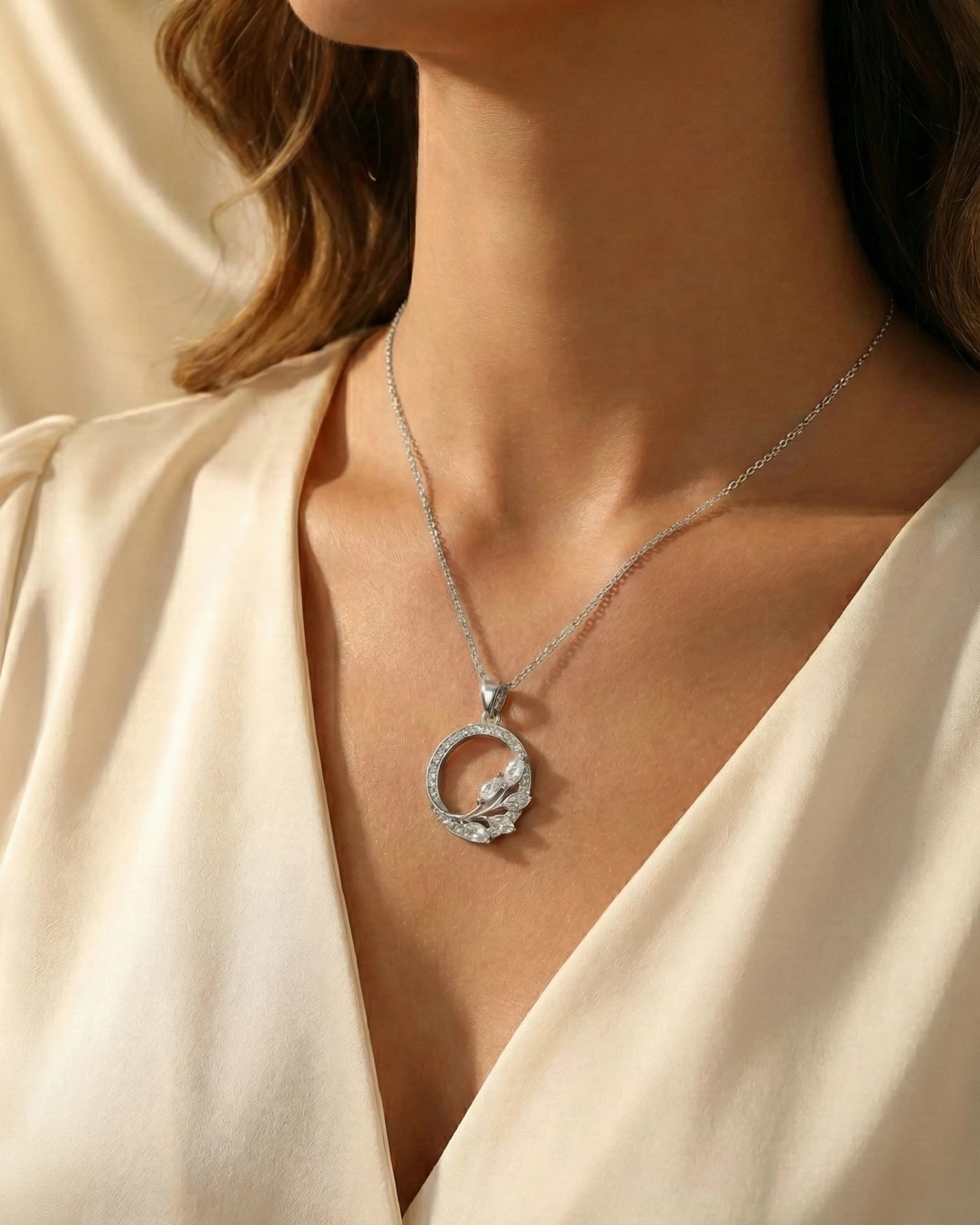 Silver Meadow Halo Circle Necklace – 925 Sterling Silver — model