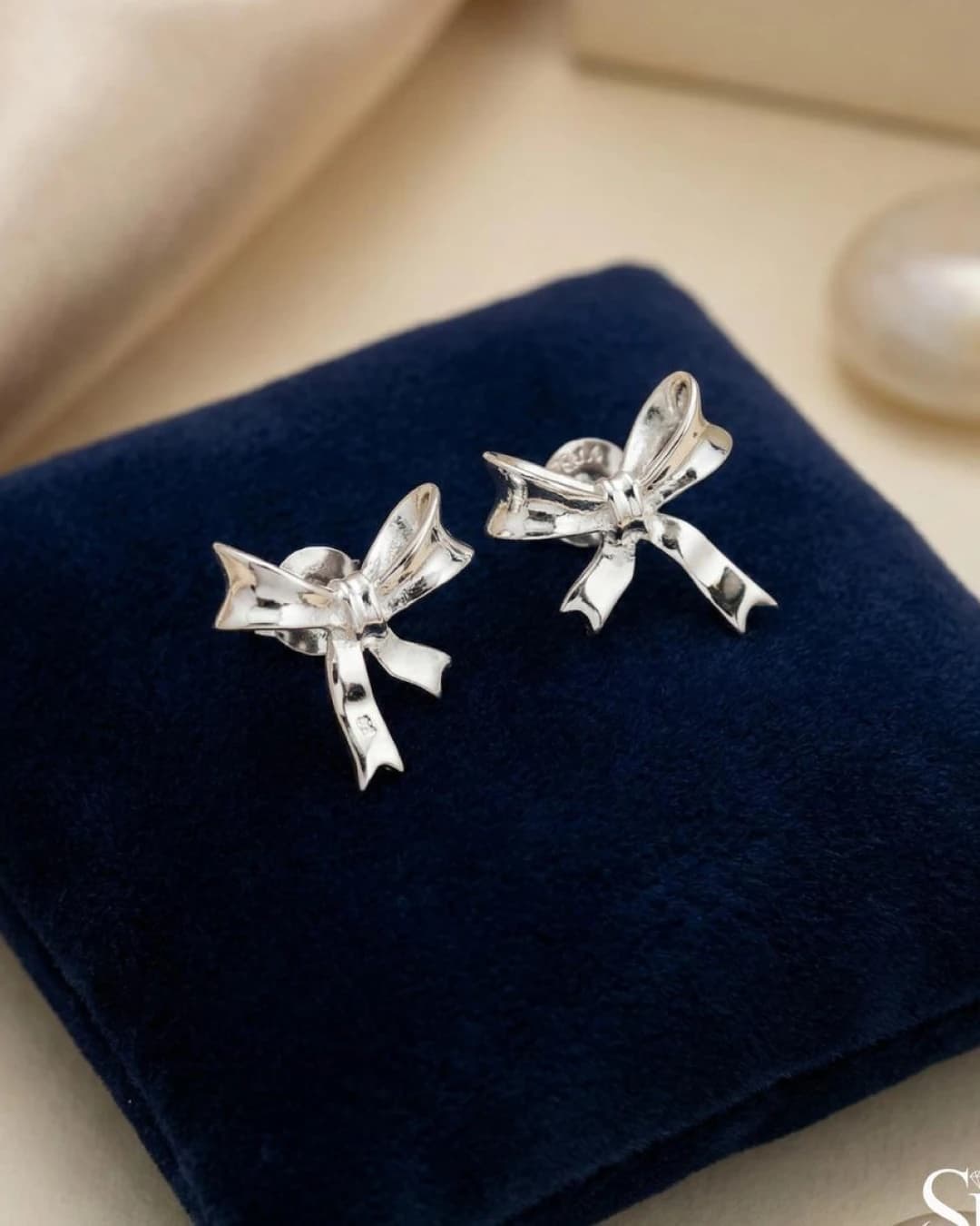 Polished Ribbon Bow Stud Earrings – 925 Sterling Silver view 3
