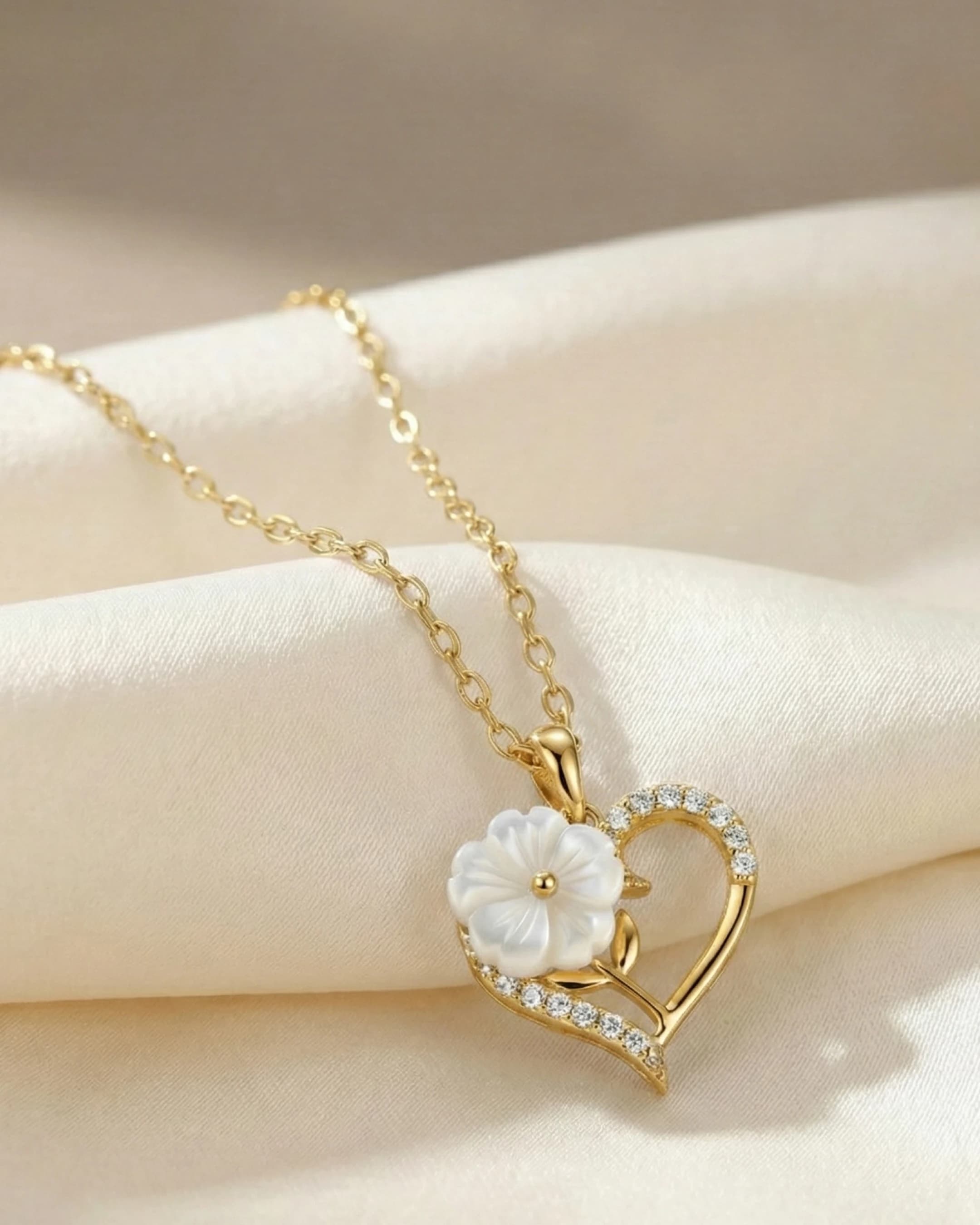 Blooming Heart Pearl Necklace – 925 Sterling Silver — model