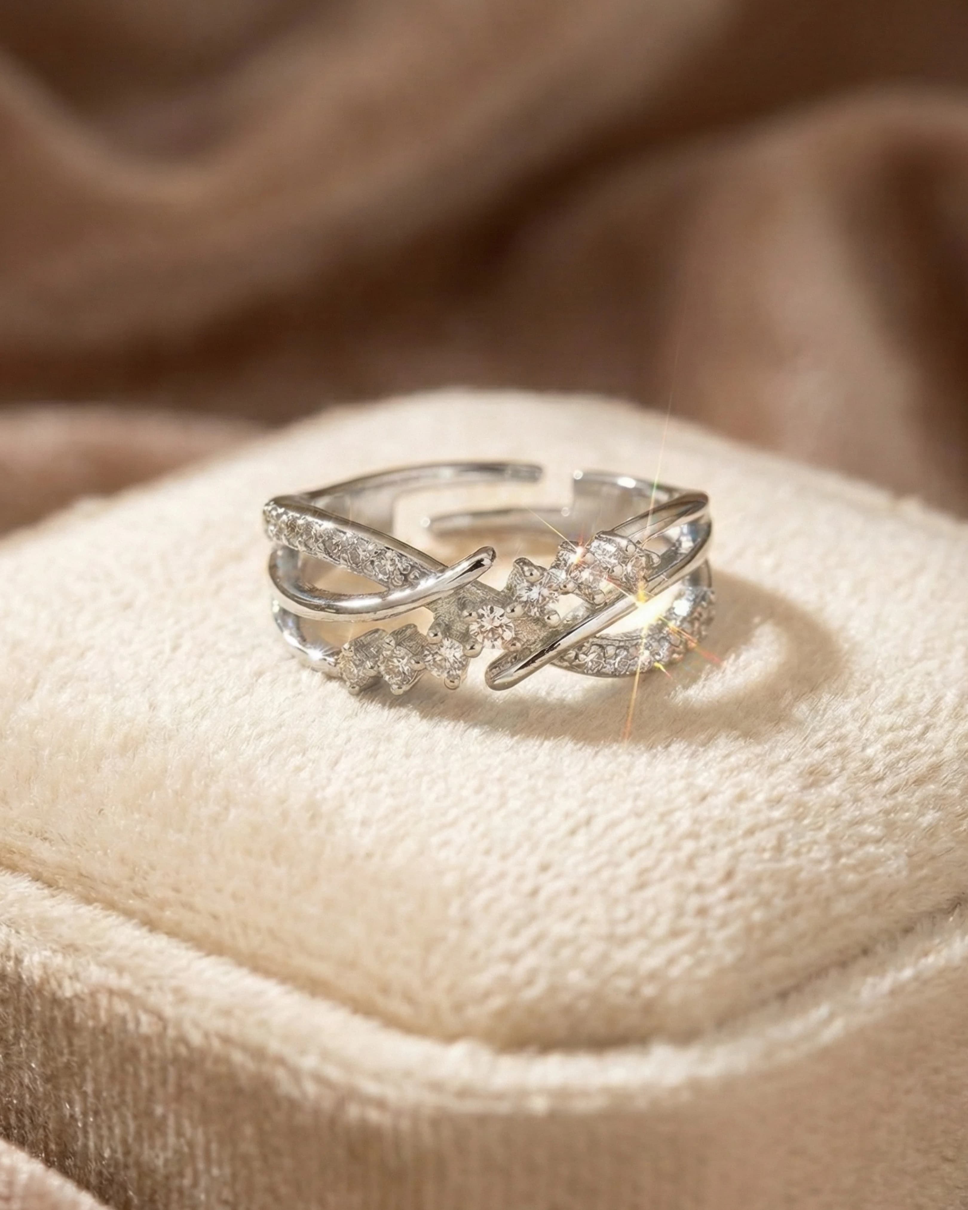 Starlight Interlace Pavé Adjustable Band – 925 Sterling Silver — model